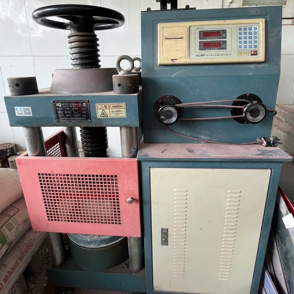 Máy thử nén TSY - 2000